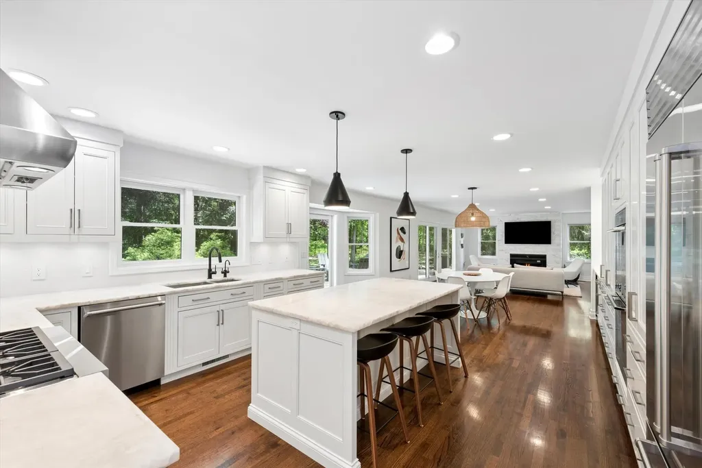 18353 Forest Beach Drive New Buffalo Township MI 49117