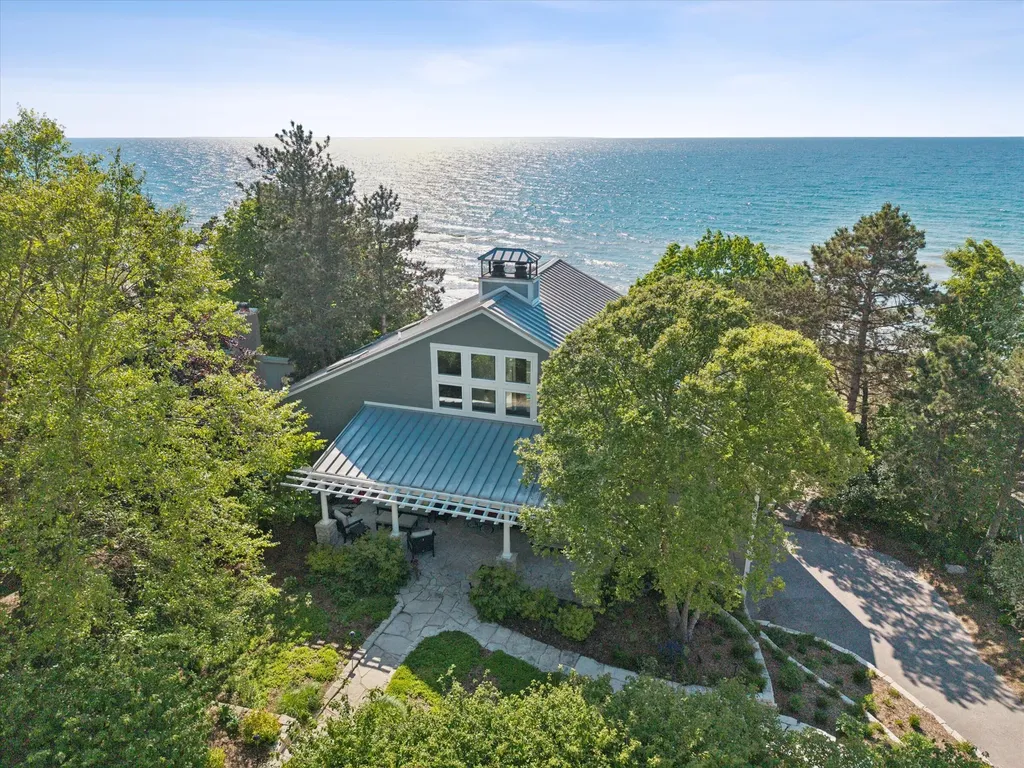 40808 Wilderness Dunes Lane Covert Township MI 49043