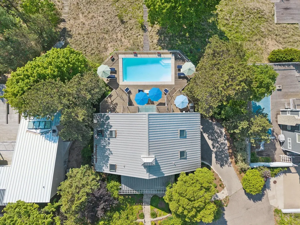 40808 Wilderness Dunes Lane Covert Township MI 49043