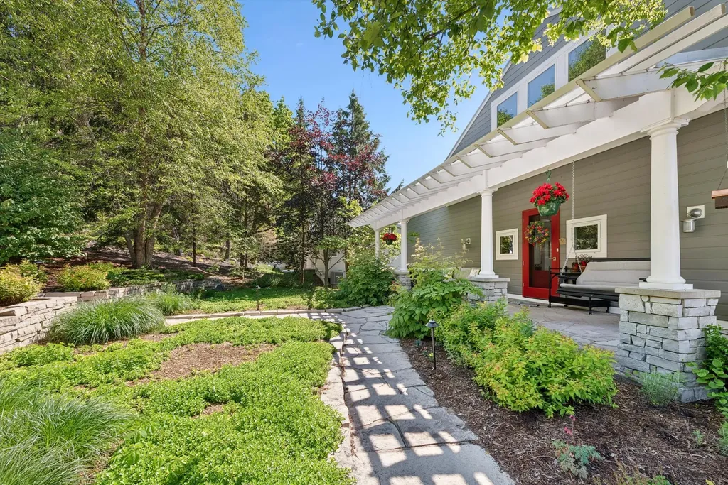 40808 Wilderness Dunes Lane Covert Township MI 49043