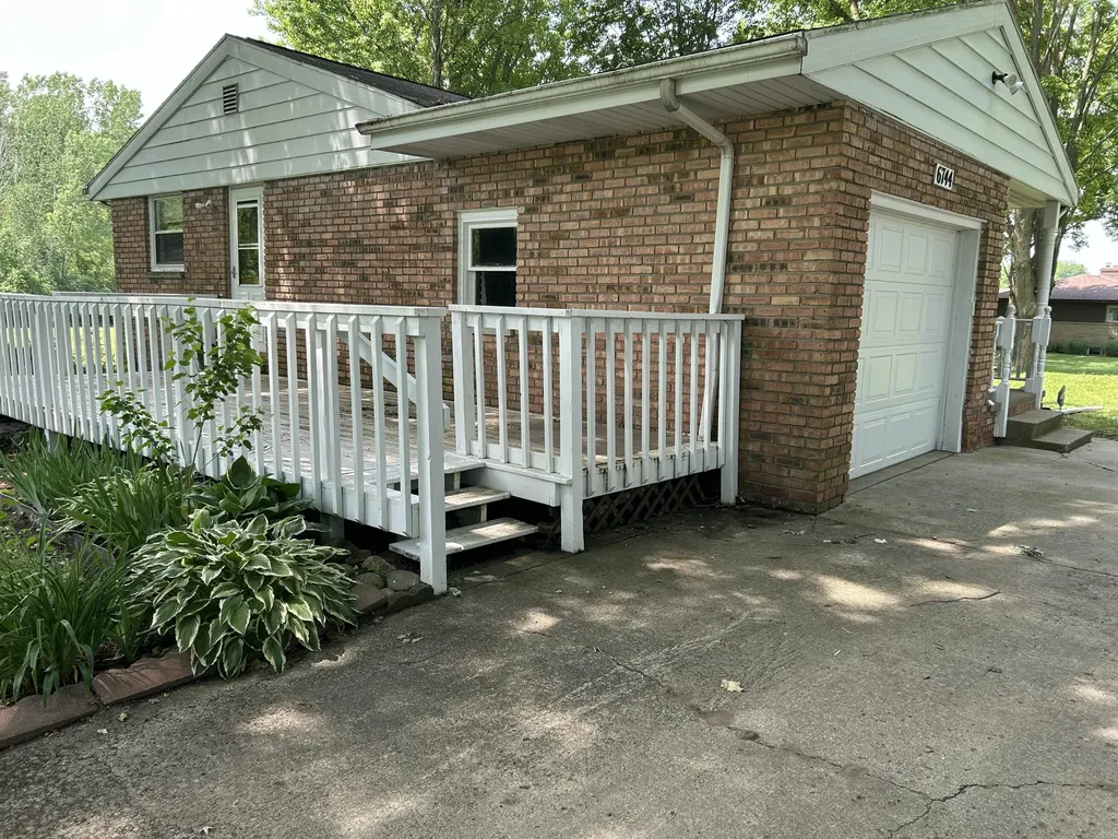 6744 Ryno Road Coloma Charter Township MI 49038