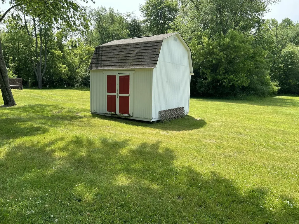 6744 Ryno Road Coloma Charter Township MI 49038