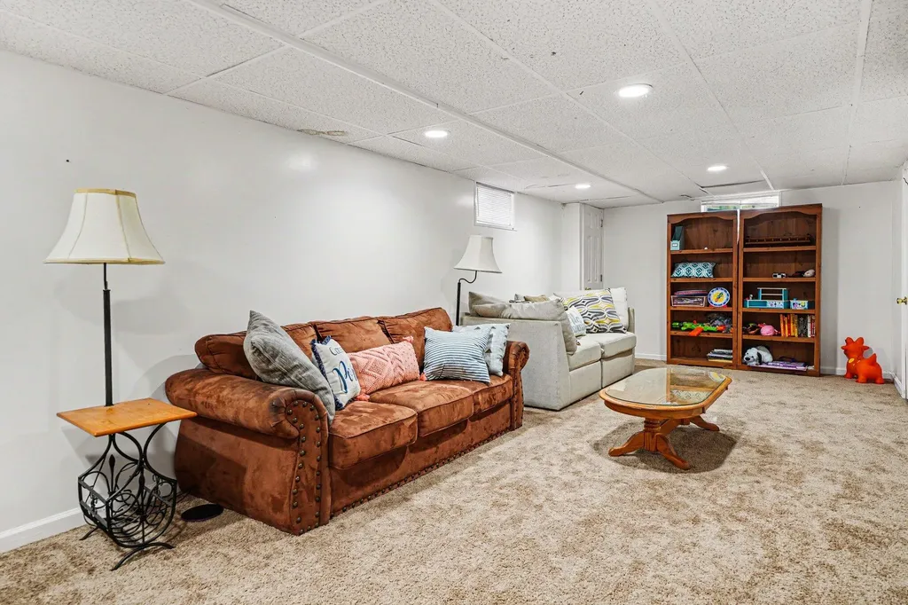 1393 Desmond Street Lincoln Charter Township MI 49085