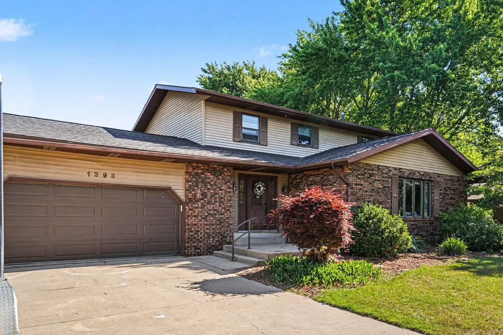 1393 Desmond Street Lincoln Charter Township MI 49085