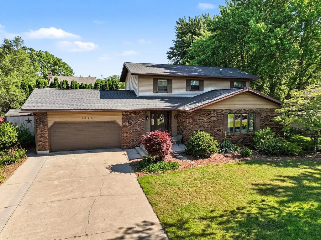 1393 Desmond Street Lincoln Charter Township MI 49085