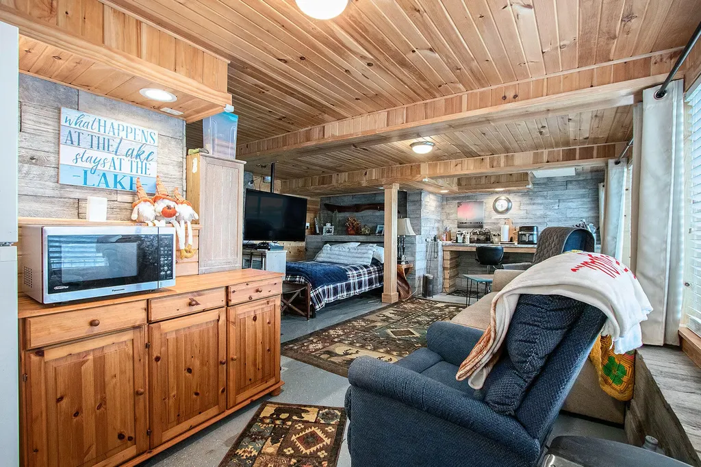 33766 Forest Beach Drive Silver Creek Township MI 49111
