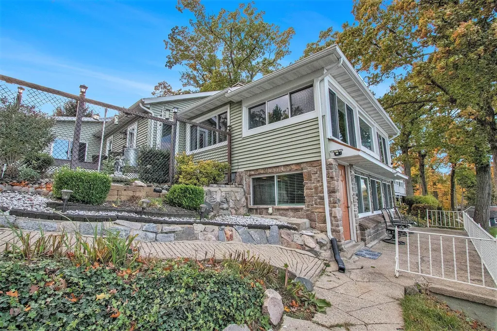 33766 Forest Beach Drive Silver Creek Township MI 49111