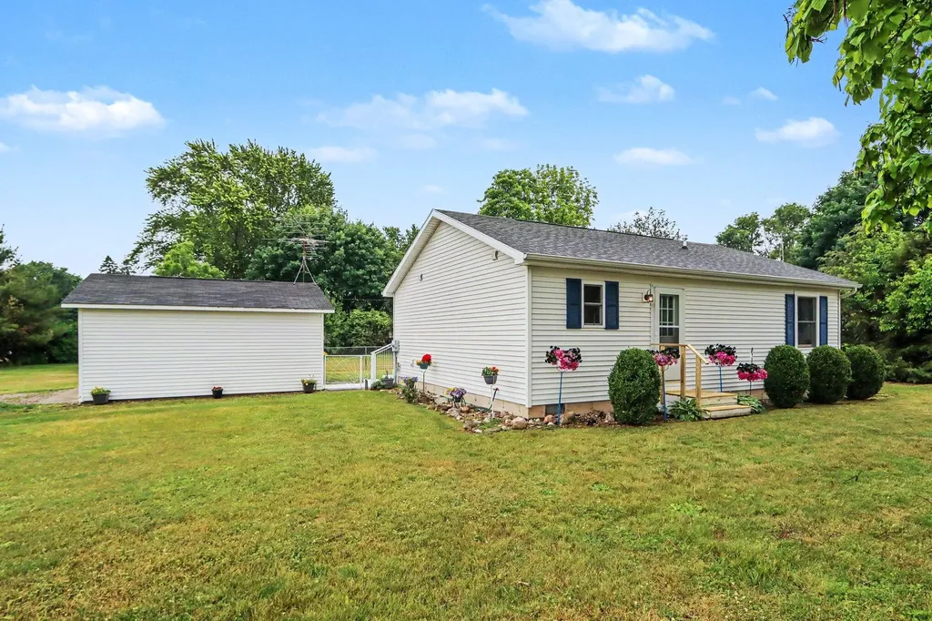 378 E Woodland Street Marcellus Village MI 49067