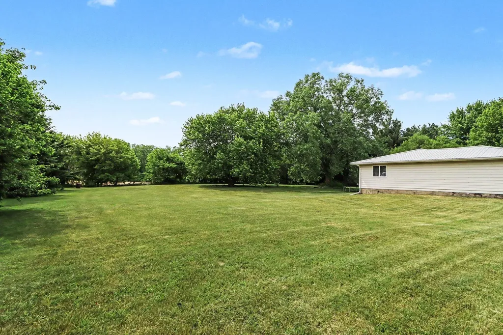 62852 Territorial Road Lawrence Township MI 49064