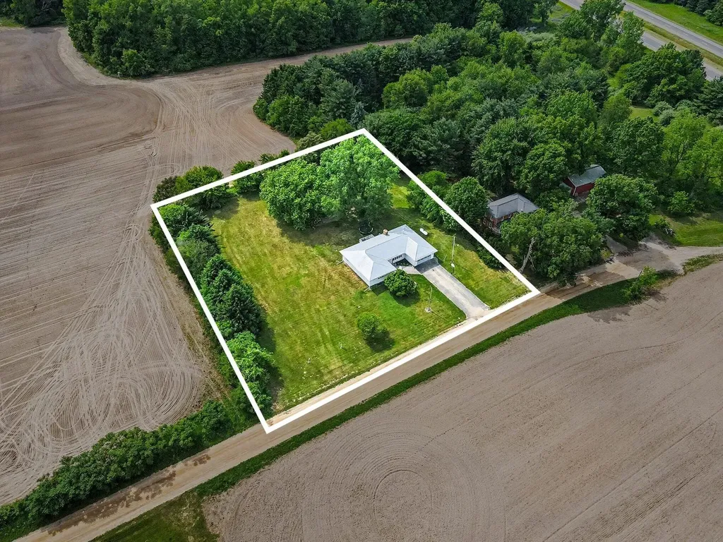 62852 Territorial Road Lawrence Township MI 49064