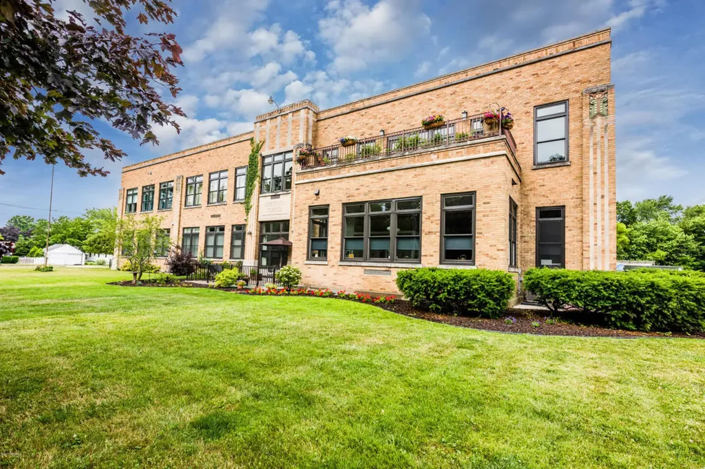 2214 S State Street St. Joseph City MI 49085