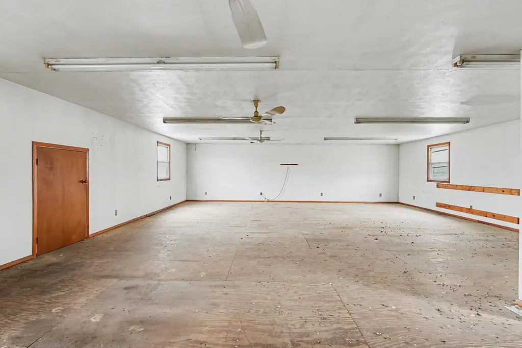 1015 E Napier Avenue Benton Charter Township MI 49022