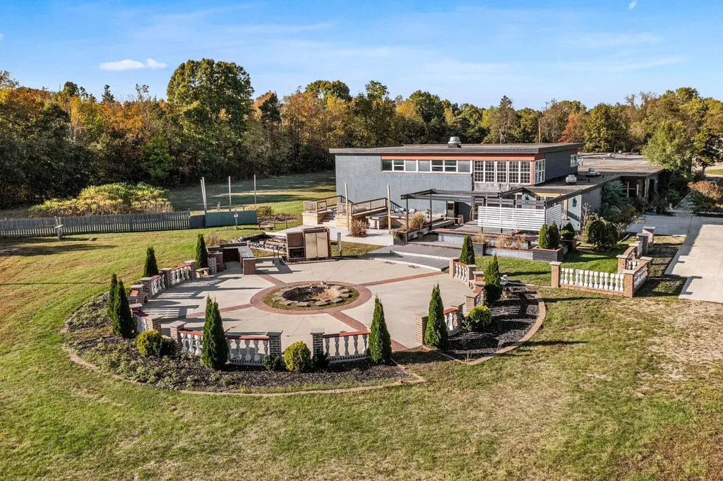 70700 Ironwood Drive Milton Township MI 49120