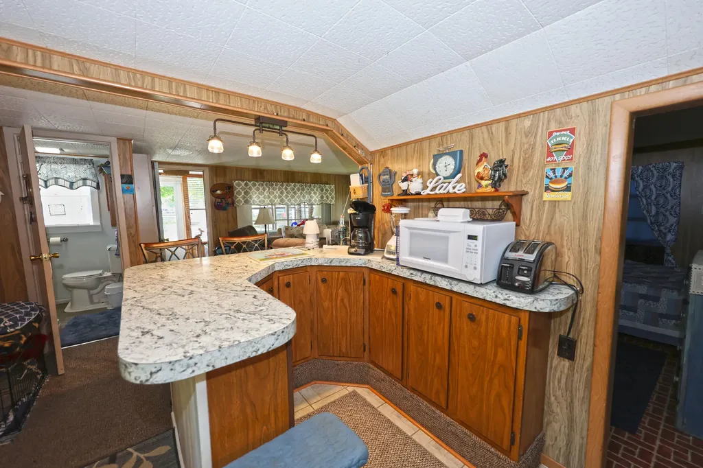 66205 94th Avenue Keeler Township MI 49047