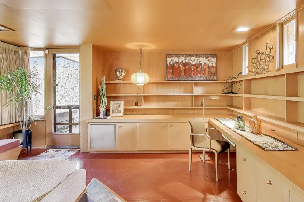 11185 Hawthorne Drive Charleston Township MI 49053