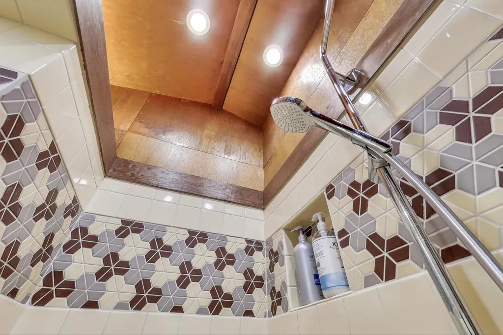 11185 Hawthorne Drive Charleston Township MI 49053