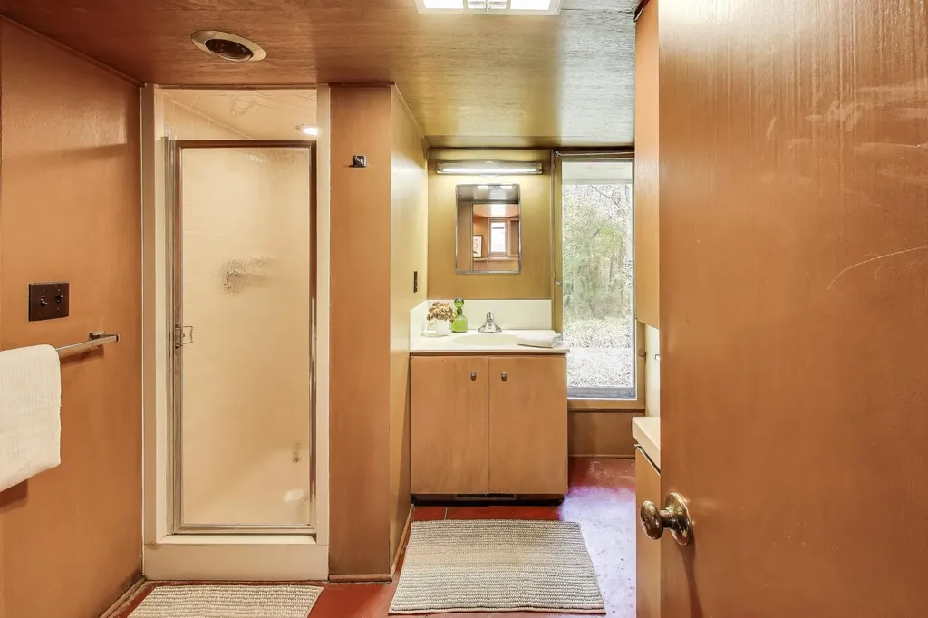 11185 Hawthorne Drive Charleston Township MI 49053