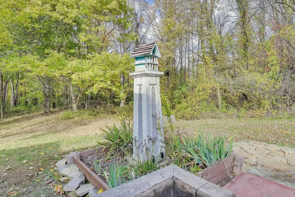 11185 Hawthorne Drive Charleston Township MI 49053