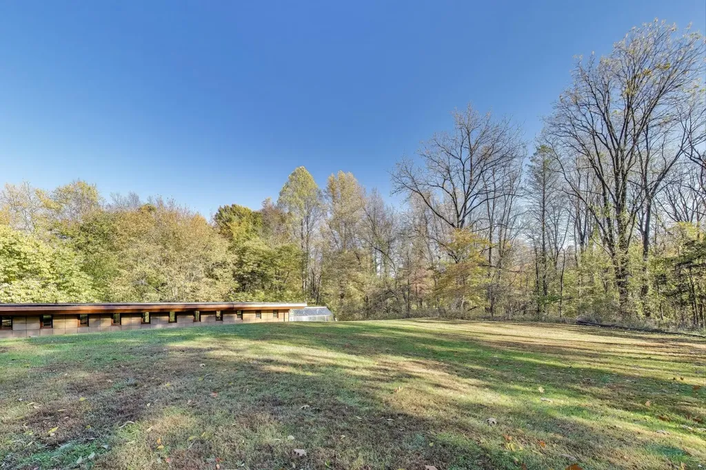11185 Hawthorne Drive Charleston Township MI 49053