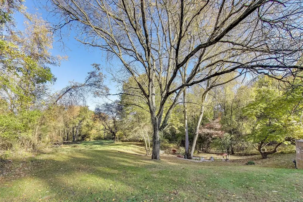 11185 Hawthorne Drive Charleston Township MI 49053