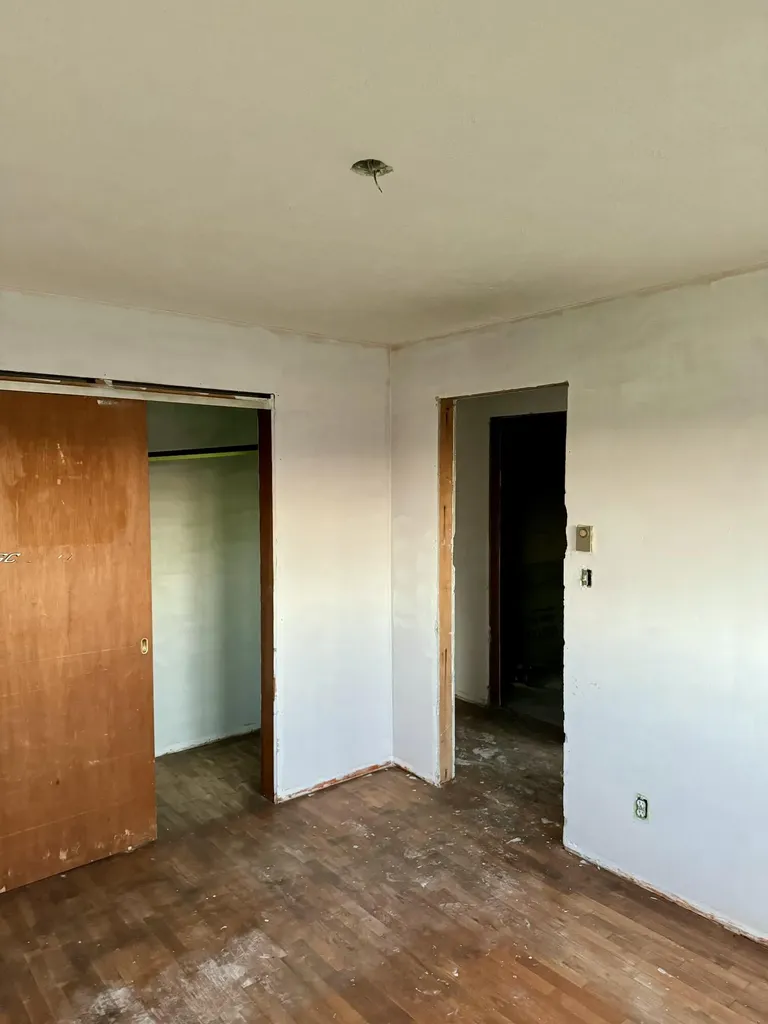 854 S Crystal Avenue Benton Charter Township MI 49022