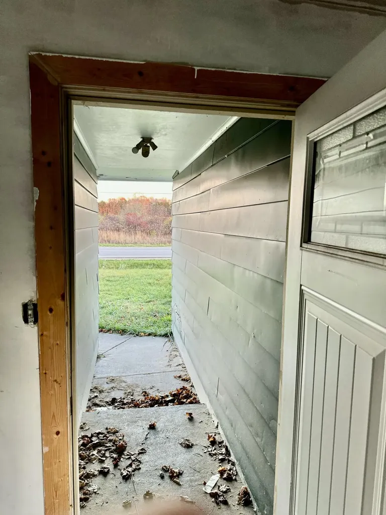 854 S Crystal Avenue Benton Charter Township MI 49022