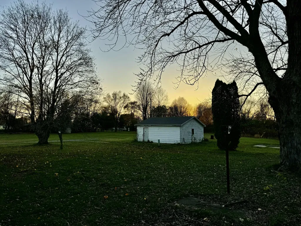 854 S Crystal Avenue Benton Charter Township MI 49022