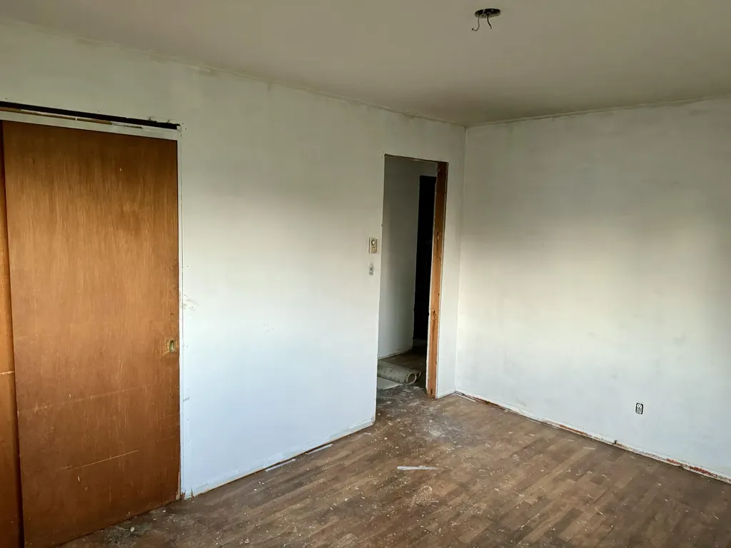 854 S Crystal Avenue Benton Charter Township MI 49022