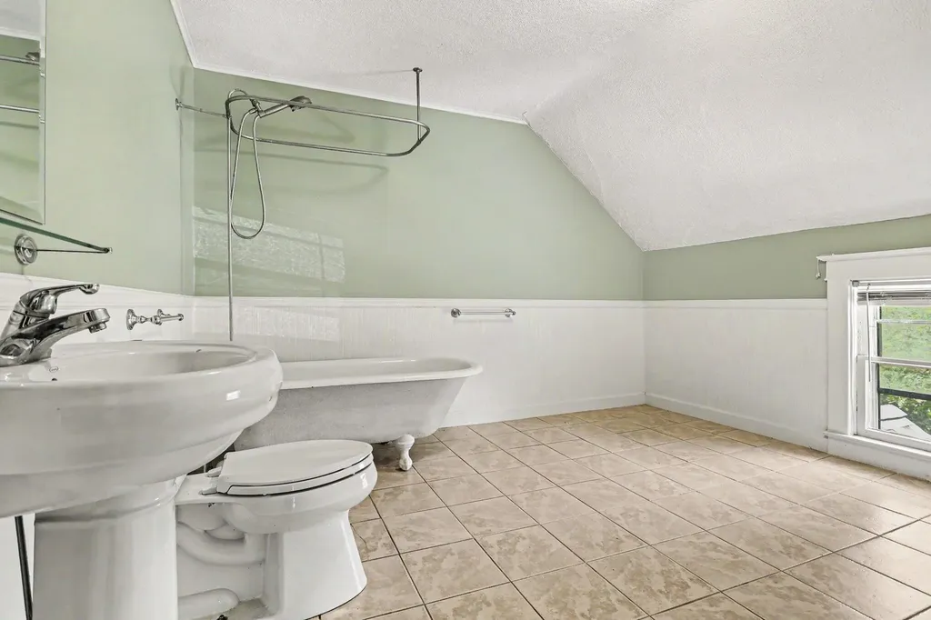1409 Hagar Court St. Joseph City MI 49085
