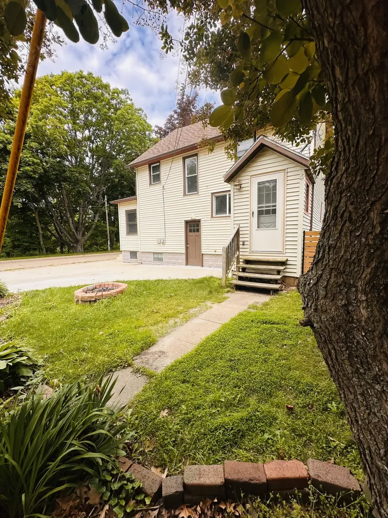 1409 Hagar Court St. Joseph City MI 49085
