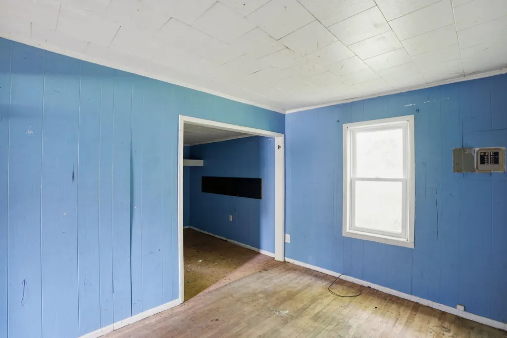 1525 S Dangl Road Muskegon Charter Township MI 49442