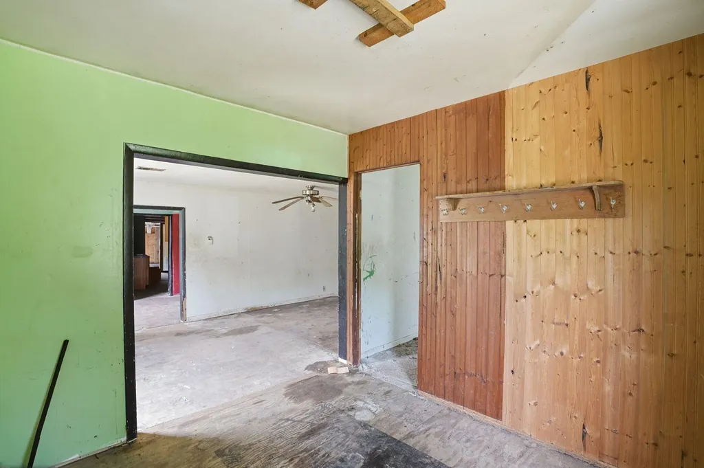 1525 S Dangl Road Muskegon Charter Township MI 49442