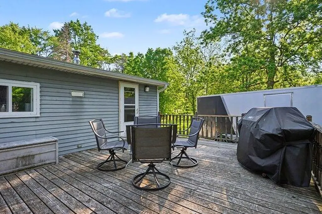 71117 County Road 384 South Haven Charter Township MI 49090