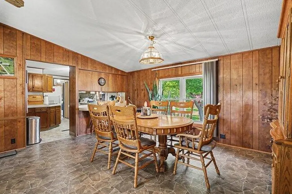 71117 County Road 384 South Haven Charter Township MI 49090