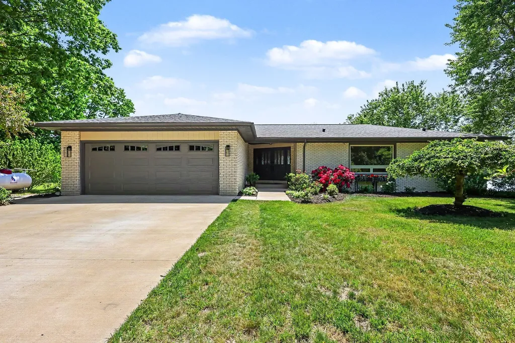 47233 Cr 380 Columbia Township MI 49056