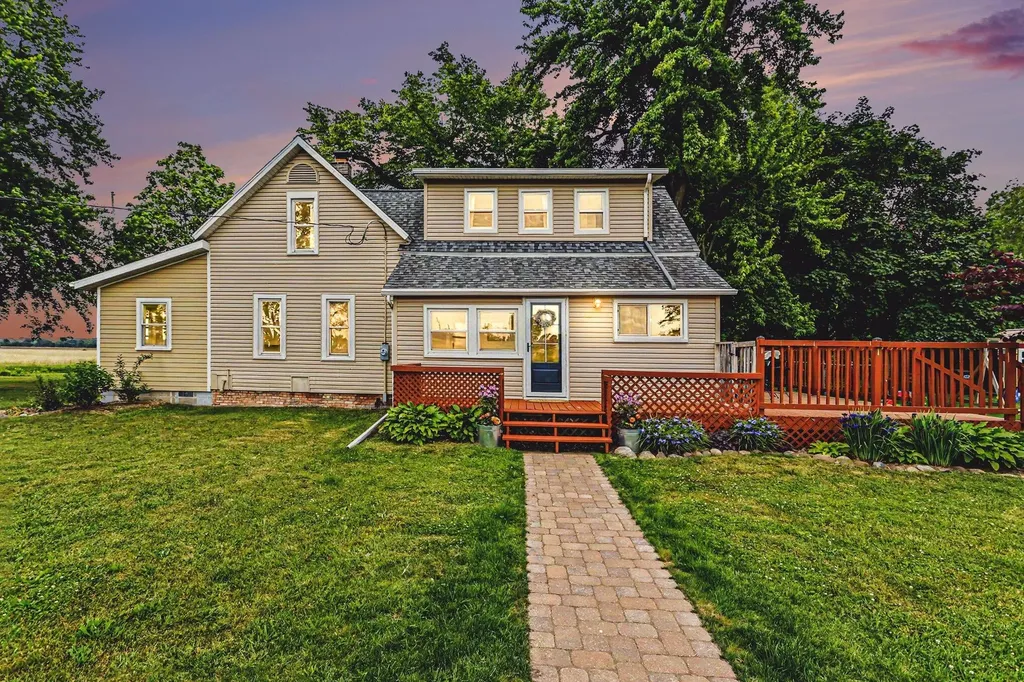 7222 Hollywood Road Royalton Township MI 49103
