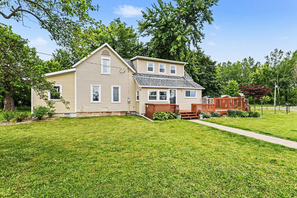 7222 Hollywood Road Royalton Township MI 49103