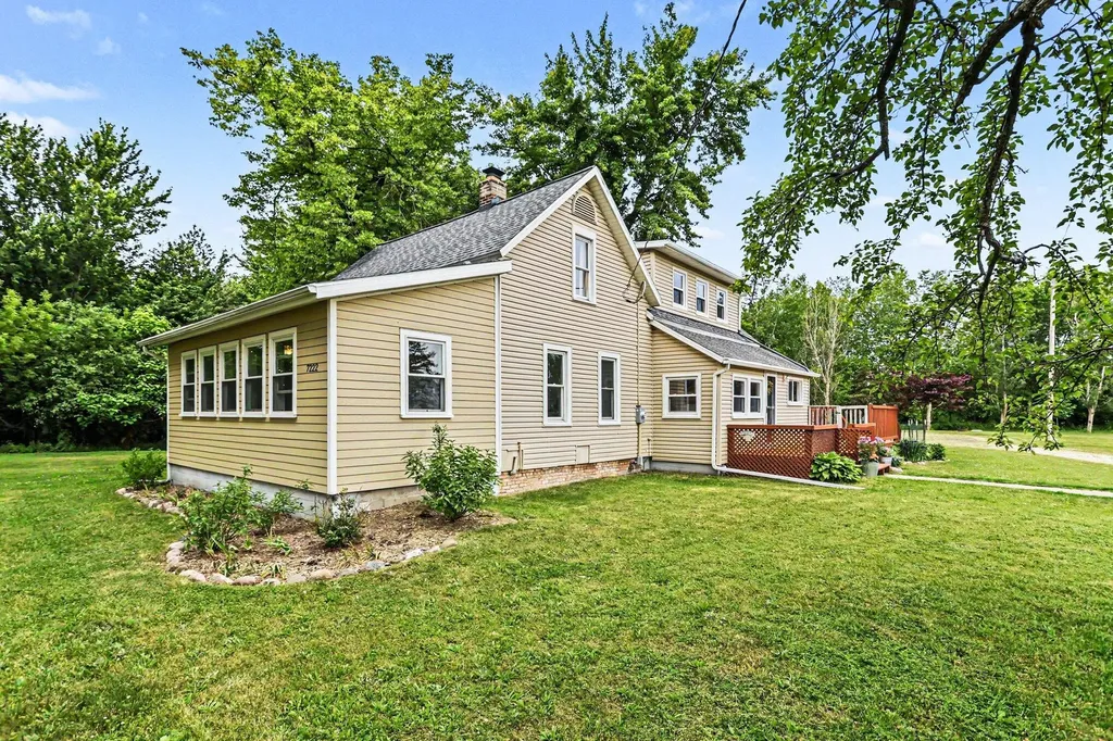 7222 Hollywood Road Royalton Township MI 49103