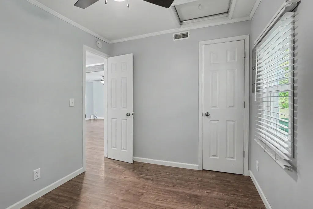 70068 Michigan 43 South Haven Charter Township MI 49090