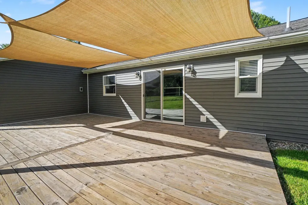 70068 Michigan 43 South Haven Charter Township MI 49090