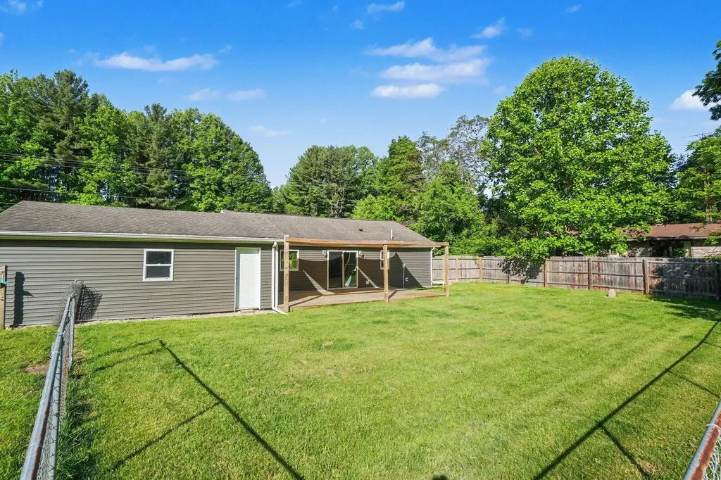 70068 Michigan 43 South Haven Charter Township MI 49090