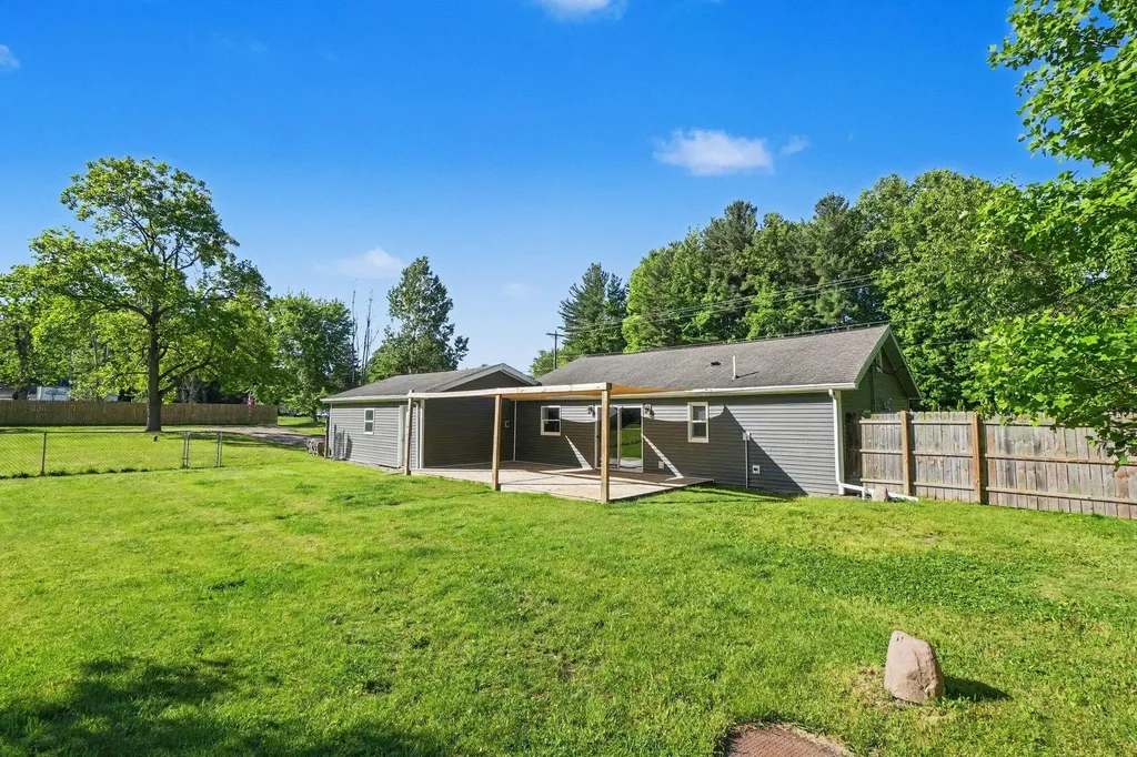70068 Michigan 43 South Haven Charter Township MI 49090