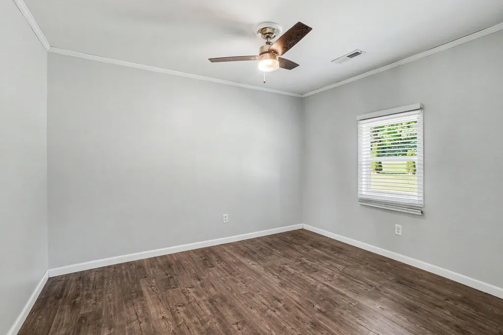 70068 Michigan 43 South Haven Charter Township MI 49090