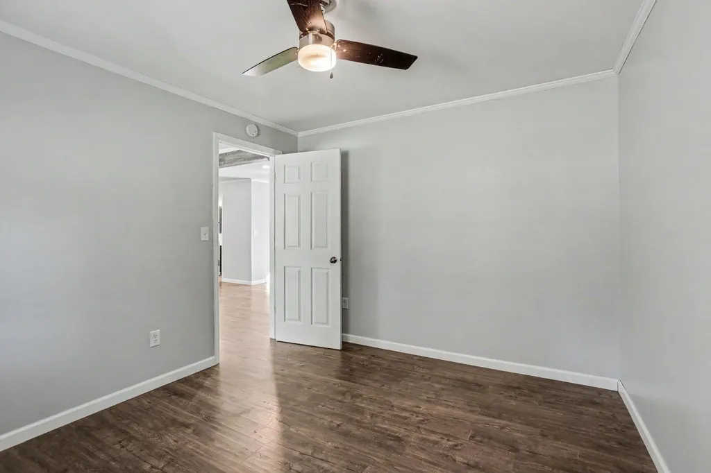 70068 Michigan 43 South Haven Charter Township MI 49090