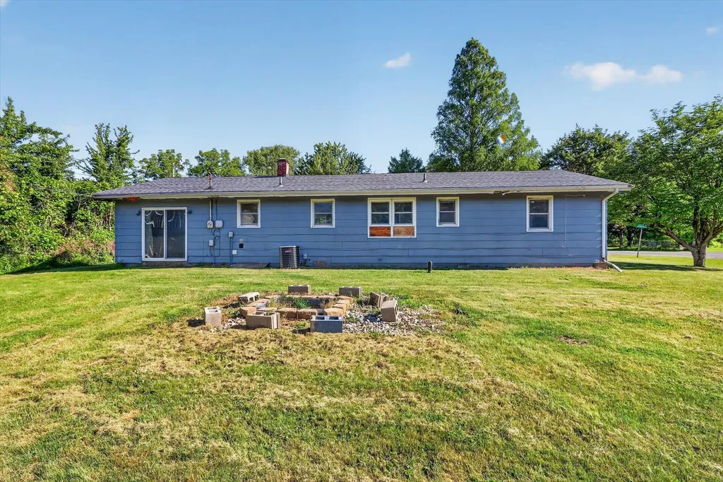 974 Emerson Avenue Benton Charter Township MI 49022