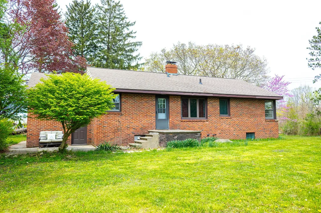1359 Bell Avenue New Buffalo City MI 49117