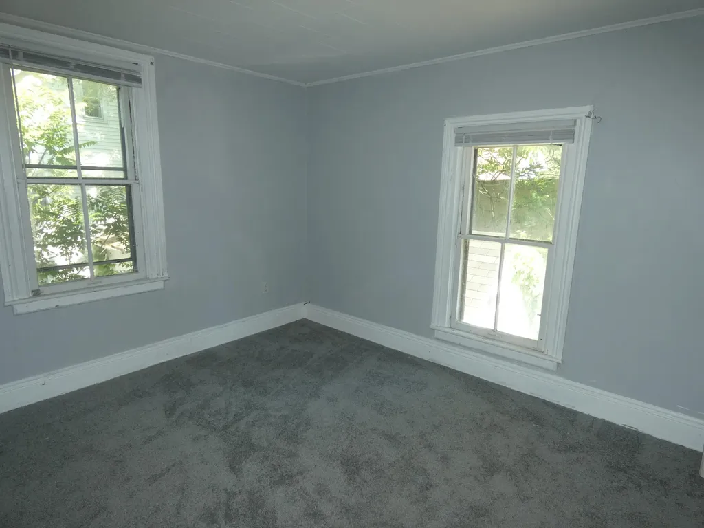 814 Central Place Kalamazoo City MI 49008
