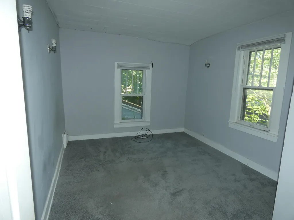 814 Central Place Kalamazoo City MI 49008