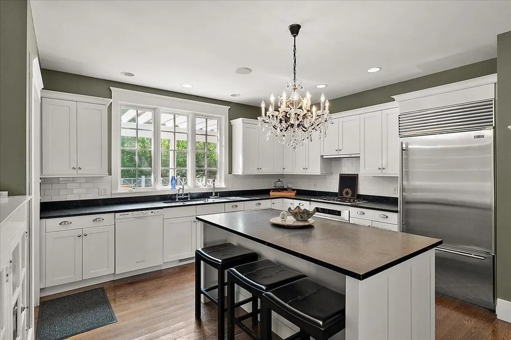 7957 Barbaras Way Chikaming Township MI 49115