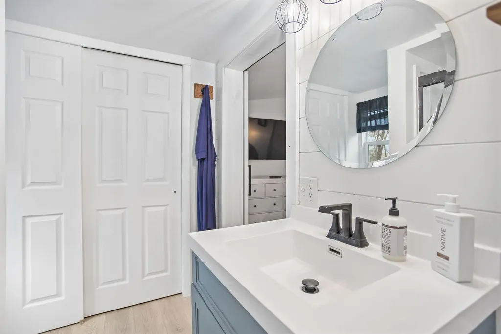 723 Arbor Court South Haven City MI 49090